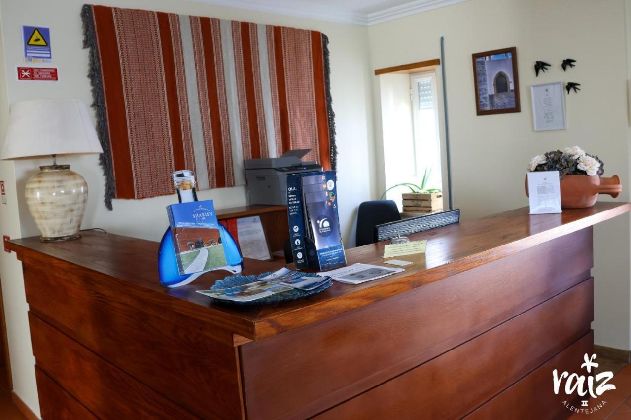Raiz Alentejana II Bed & Breakfast เรเกงกุส ดิ มอนซารัซ ภายนอก รูปภาพ